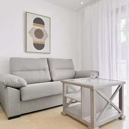 Playa Del Duque Beachside - Renovated 1br Pd1 * أذيخي