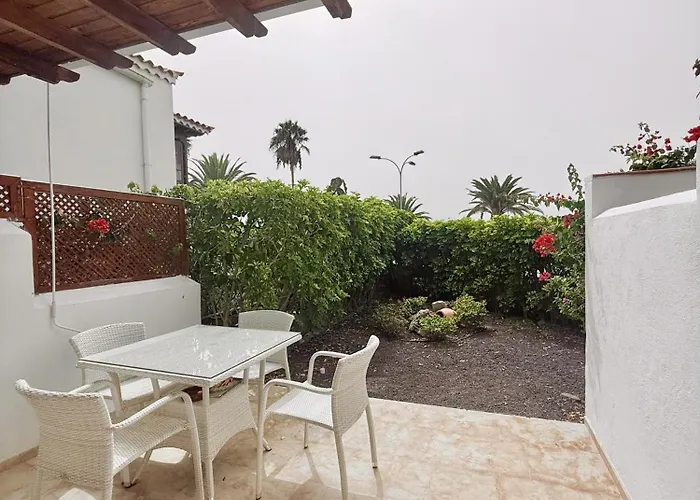 Playa Del Duque Beachside - Renovated 1br Pd1 Apartman