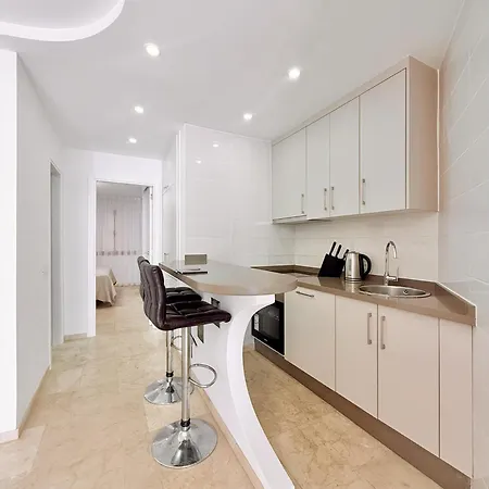 Playa Del Duque Beachside - Renovated 1br Pd1 Apartment Costa Adeje (Tenerife)