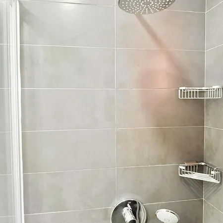 Apartman Playa Del Duque Beachside - Renovated 1br Pd1 *