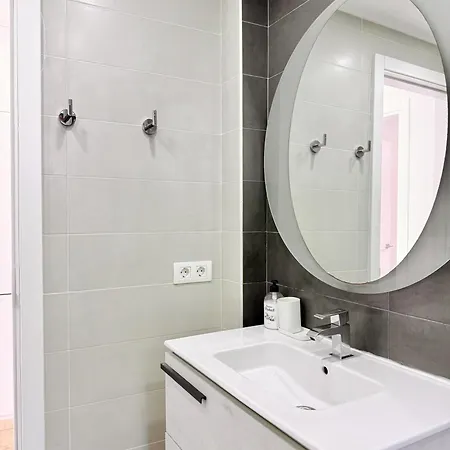 Playa Del Duque Beachside - Renovated 1br Pd1 Apartament Costa Adeje (Tenerife)