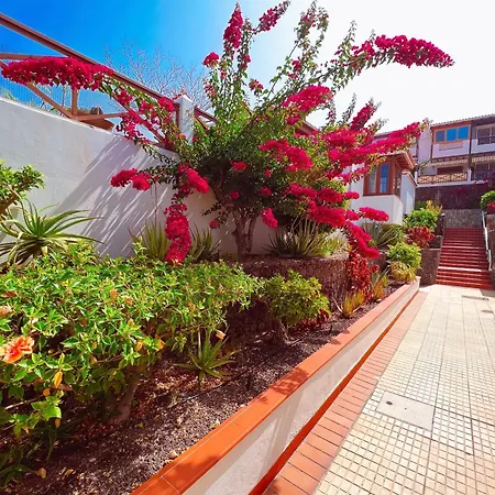 Playa Del Duque Beachside - Renovated 1br Pd1 Appartement
